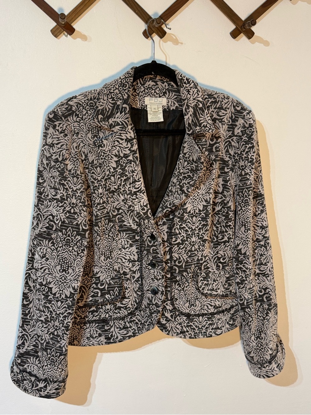 FDJ by French dressing vintage Black and White Floral Jacquard Blazer size 14